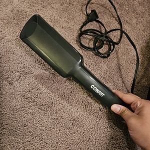 ConAir Straightener